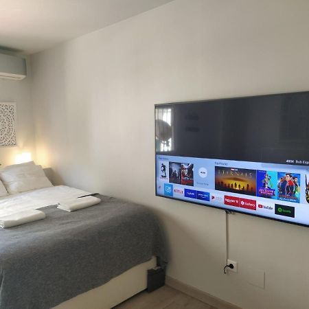Acogedor Y Moderno Estudio En Capuchinos 말라가 외부 사진